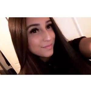 Meet your Posher, Ariane